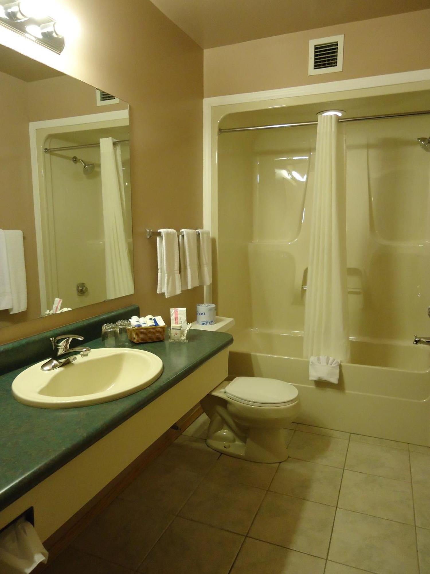 Canway Inn & Suites Dauphin Zimmer foto
